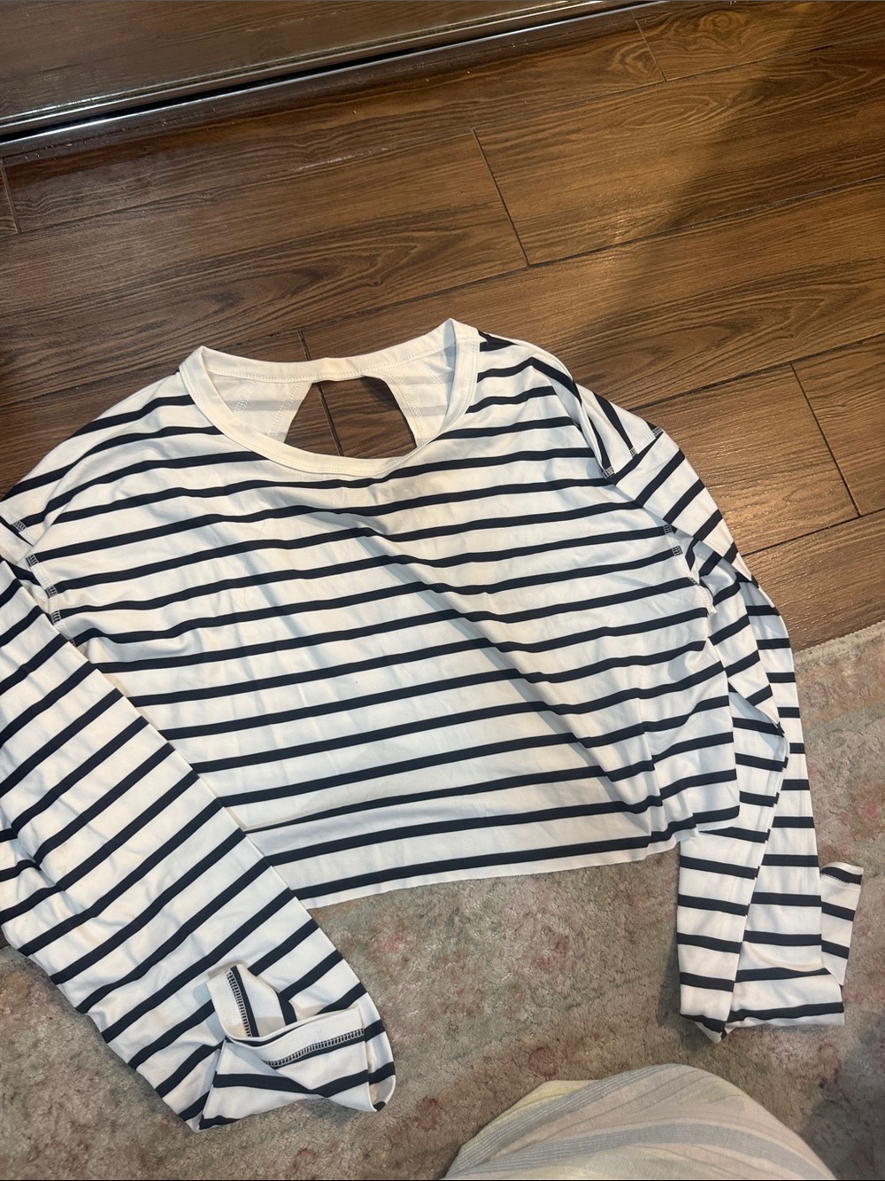 Striped Long-Sleeve Crewneck Top - White & Navy